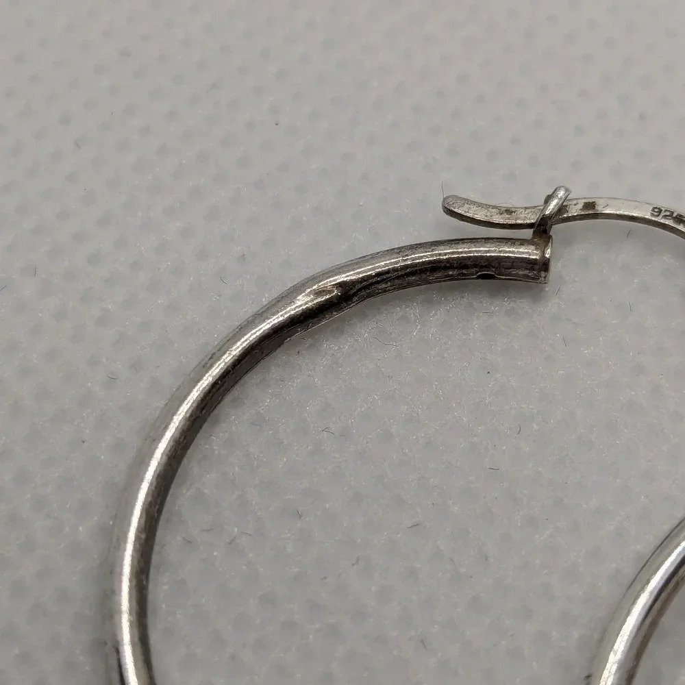 Simple sterling  hoops - Picture 5 of 6